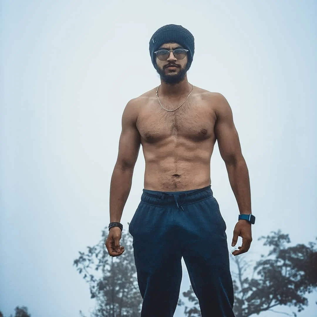 Abdeali during outdoor physique training